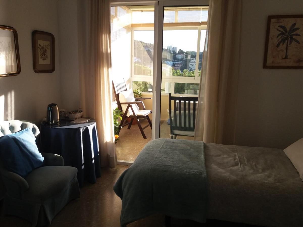 Double Room With Brekfast "Wonderful Views" Malaga Bagian luar foto